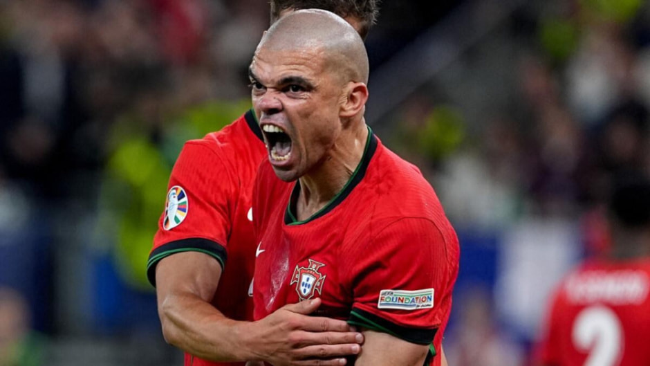 Сборная футболистов завершивших карьеру в сборной 2024 4_Пепе.jpg