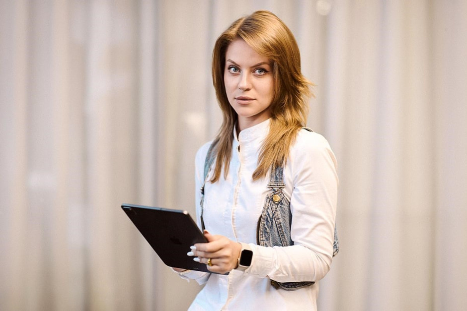 Александра Кавалерова.jpg