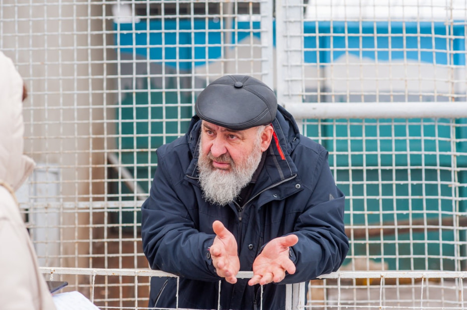 Юрий Карпилович и его зоопарк в Подгае 6.jpg