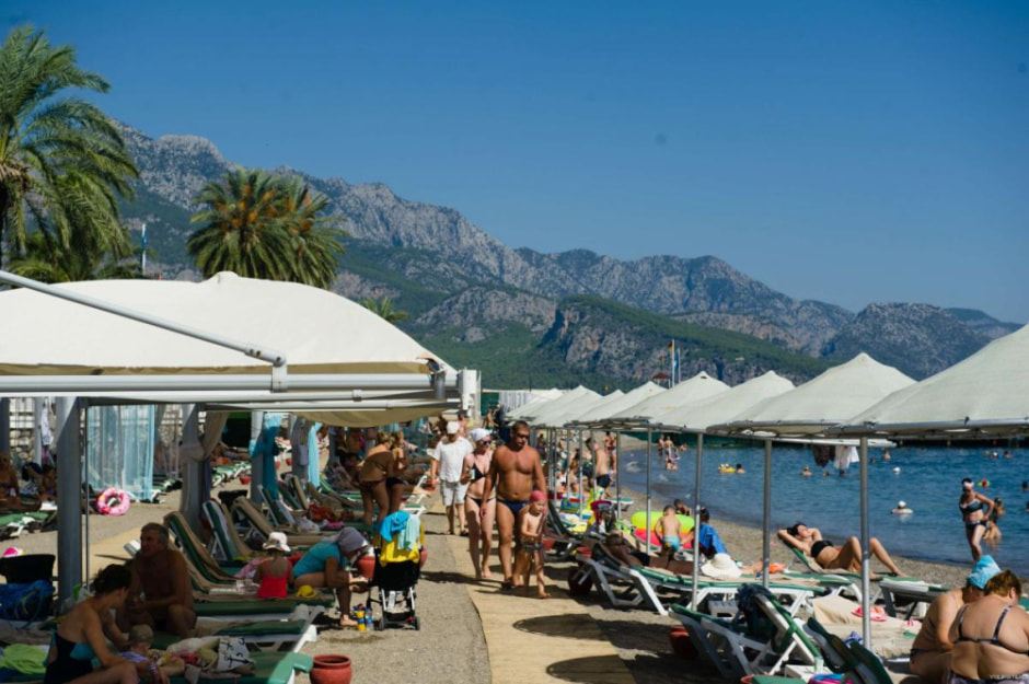 В Турции заявили о худшем за почти 30 лет туристическом сезоне.jpg