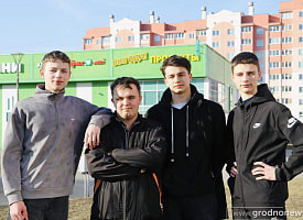 «Просто побежали за продавцами». В Гродно подростки задержали похитителя 19 коробок конфет