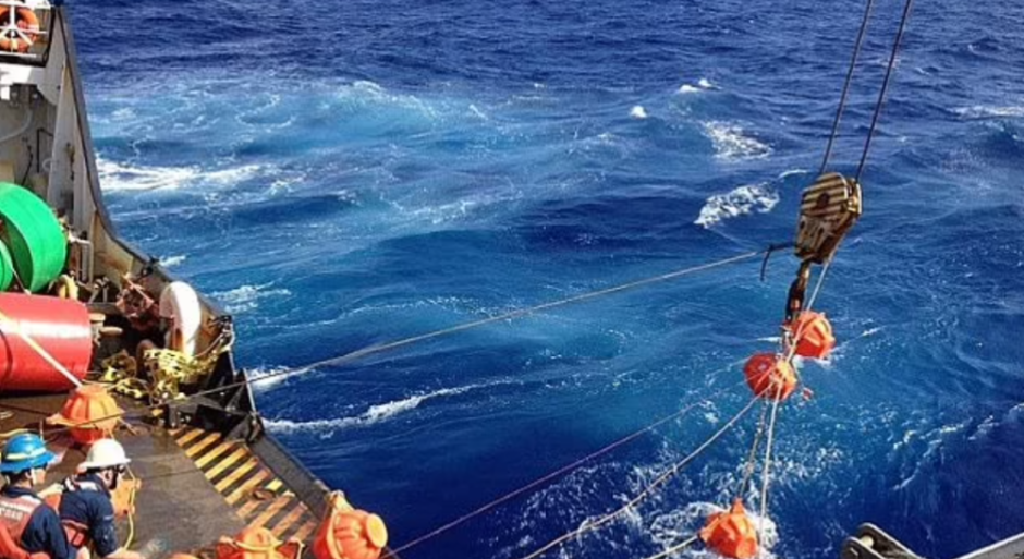 Ученые разгадали тайну загадочных звуков из глубин Марианской впадины (3).png Ученые разгадали тайну загадочных звуков из глубин Марианской впадины (3).png