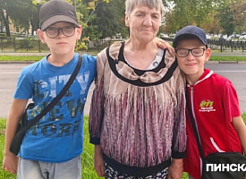 “Воду руками разгребала”: пропавшая под Пинском пенсионерка рассказала, как две недели выживала в лесу