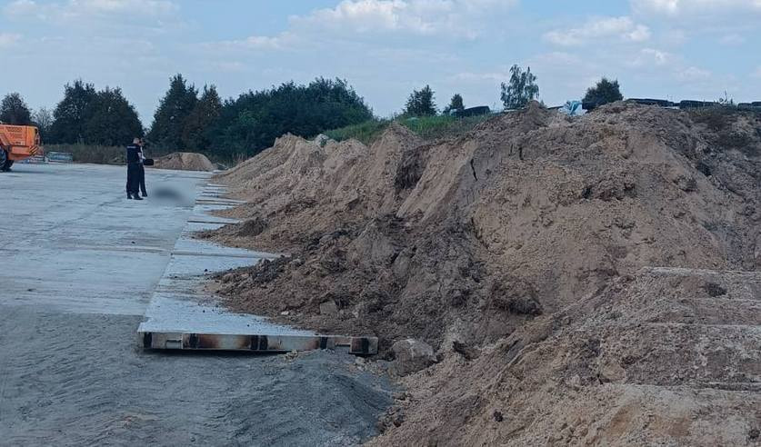 В Кобринском районе на рабочего упали бетонные плиты — он погиб.jpg
