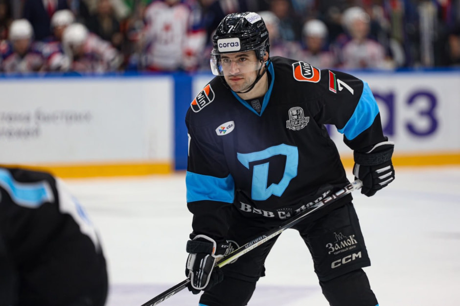 Сэм Энас попал в обновленную версию топ-10 рейтинга игроков КХЛ.jpg Сэм Энас попал в обновленную версию топ-10 рейтинга игроков КХЛ.jpg