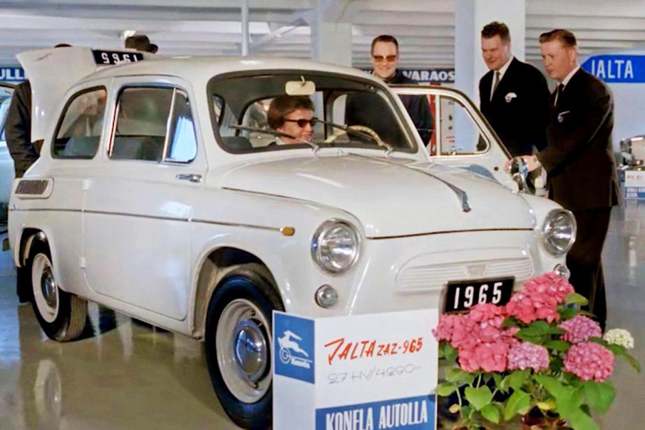 Экспортный ЗАЗ-965 Ялта в финском автосалоне