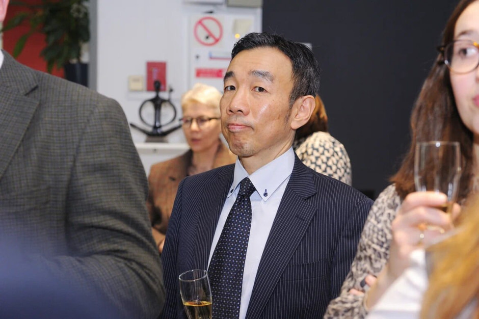 жесткая ирония Константина Селиханова2.jpg