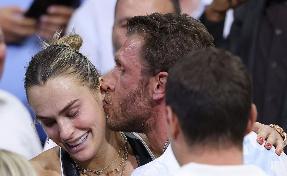 Арина Соболенко и Георгиос Франгулис.jpg Арина Соболенко и Георгиос Франгулис.jpg