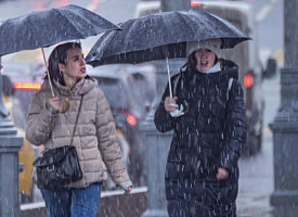 Холодный фронт и стихия врываются – антициклон не поможет этим частям Беларуси. Синоптики рассказали, где упадет температура