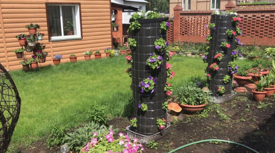 Клумба на даче