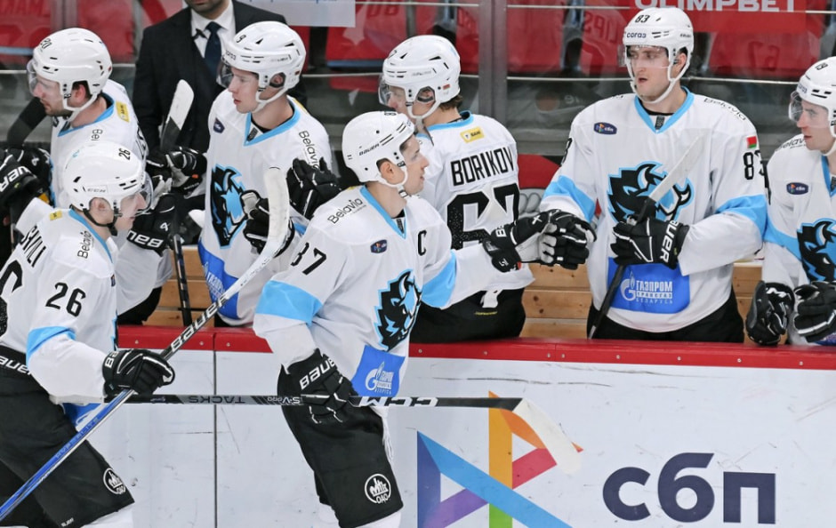 хоккей динамо 1.jpg