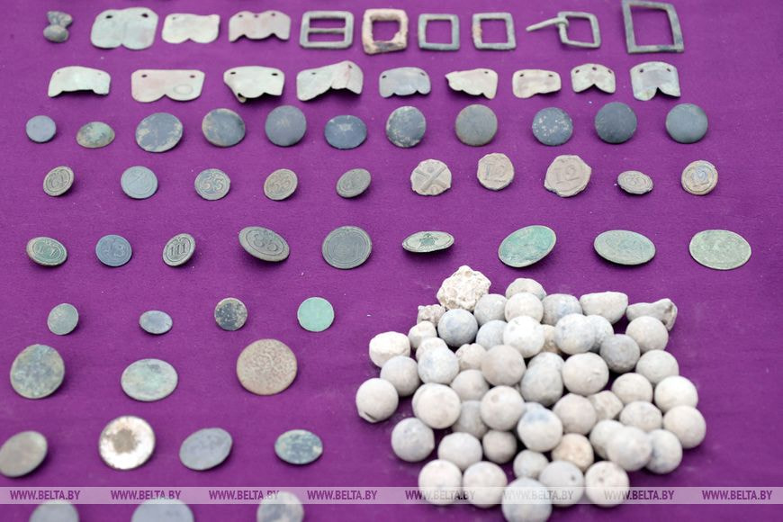 Артефакты Менка2.jpeg Артефакты Менка2.jpeg