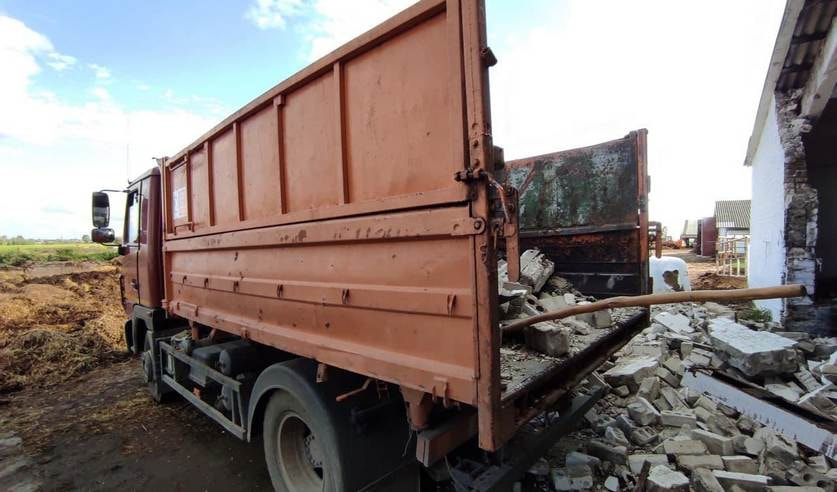 В Новогрудском районе смертельно травмирован работник — во время укладки асфальта (6).jpg