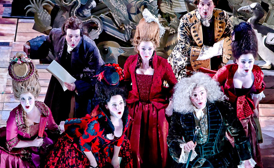 Опера костюм