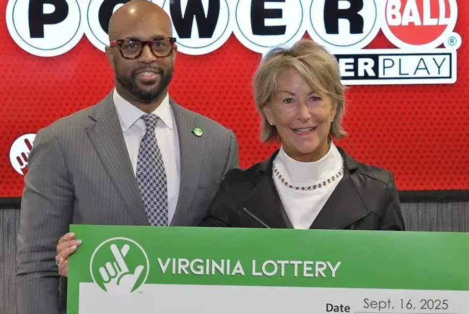 выиграла в лотерею