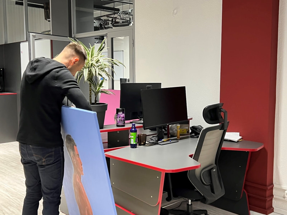 Выставка Кирилла Хлопова 9.jpg