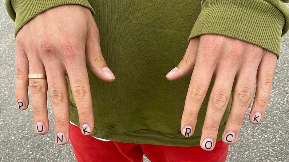 Маникюр Дудя.jpg