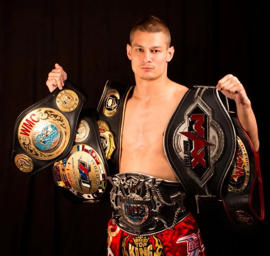 Андрей Кулебин муай-тай 2.png