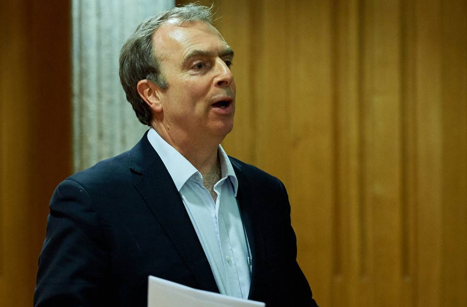 Питер Хитченс, Википедия