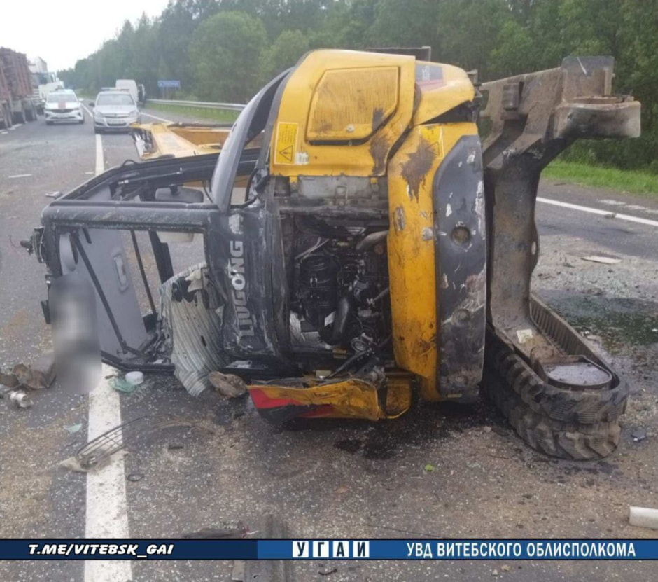 Фургон, дтп.jpg