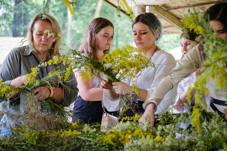 Мастер-класс по плетению венков