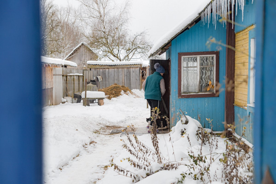 Автолавка в Глусском районе 25.jpg Автолавка в Глусском районе 25.jpg