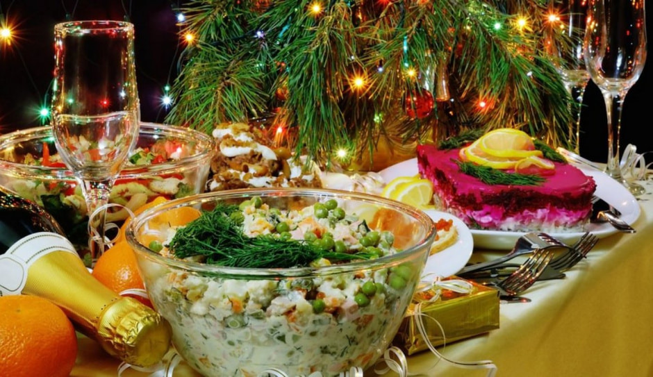 Новогодний стол СССР 1.jpg