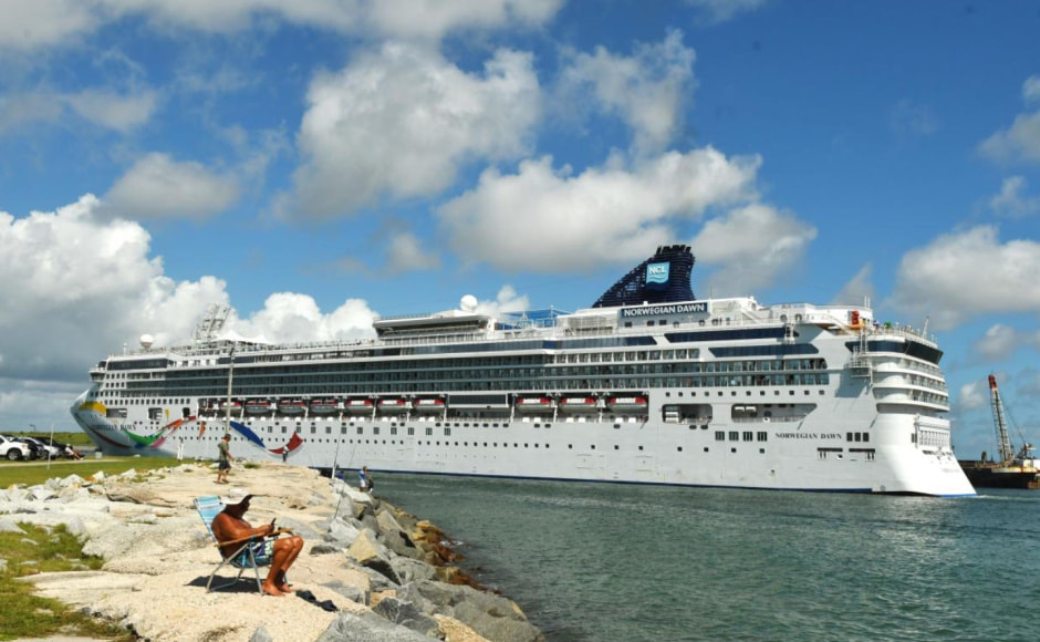 Круизный лайнер .jpg Круизный лайнер .jpg