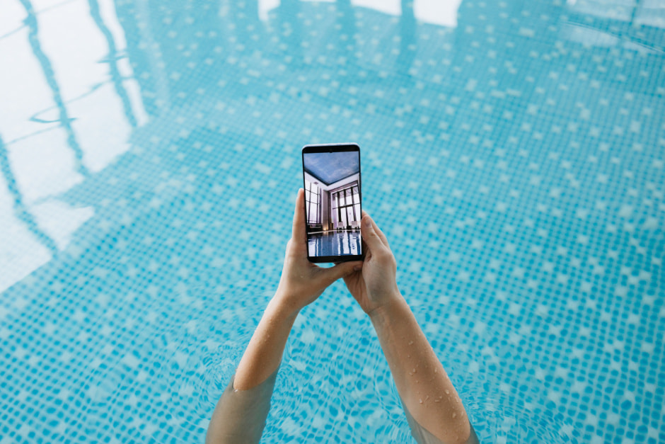 Xiaomi Redmi Note 13 Pro Plus - water 2.JPG