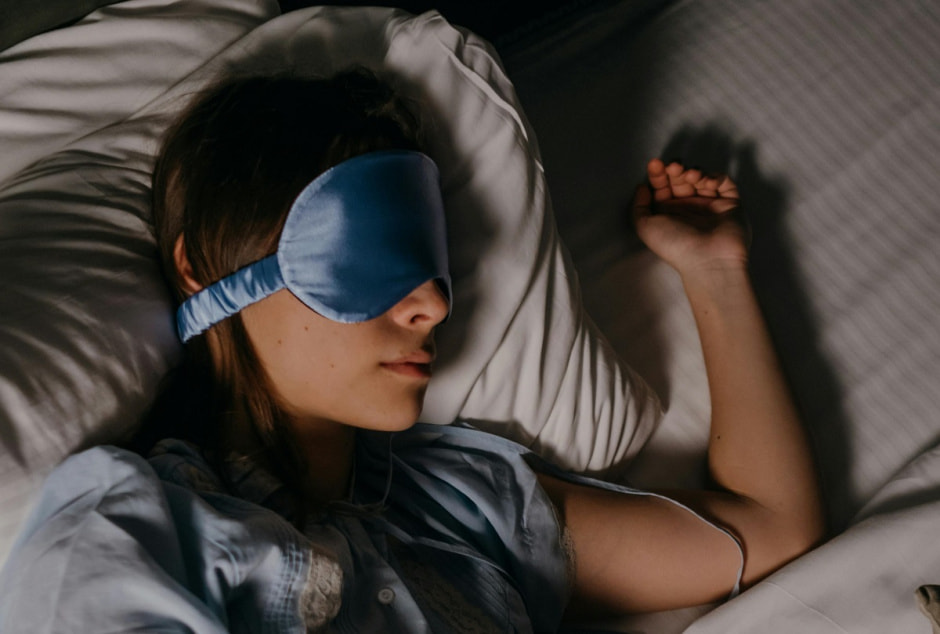 подросток спит, фото Polina