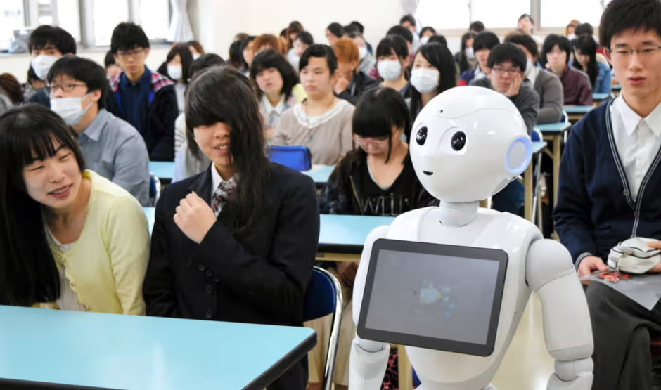 Робот в школе .jpg