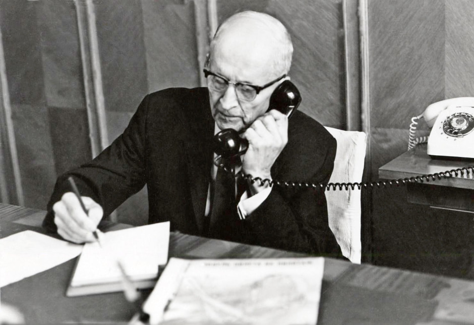 Павел Сухой 3.jpg