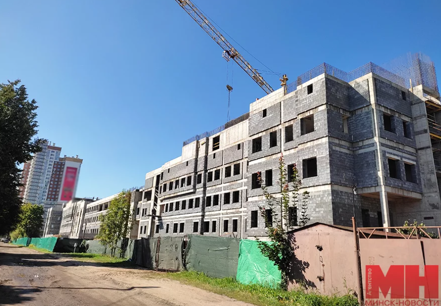 Ведется строительство медцентра на ул. Маяковского. Когда его откроют и что там будет (3).png