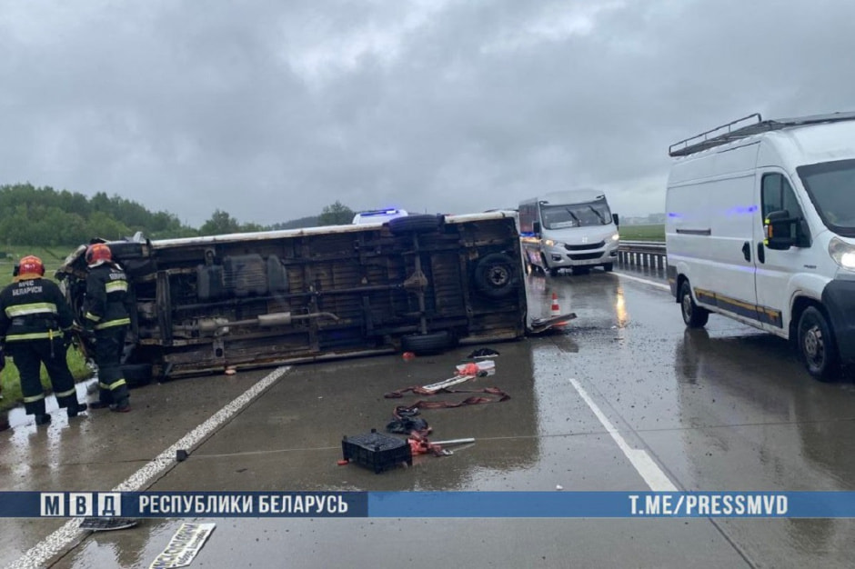 Маршрутка в ДТП, Минск.jpg