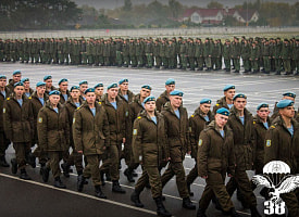 В Беларуси начали отправлять осенних призывников в войска. Сколько человек пойдут служить