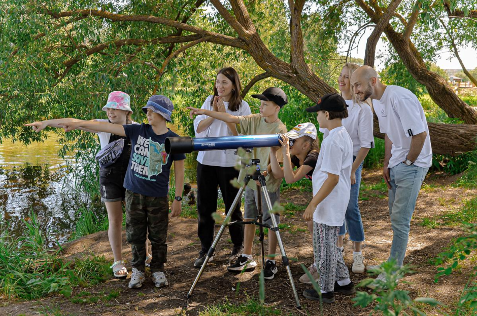 Подзорная труба hoster 6.png Подзорная труба hoster 6.png