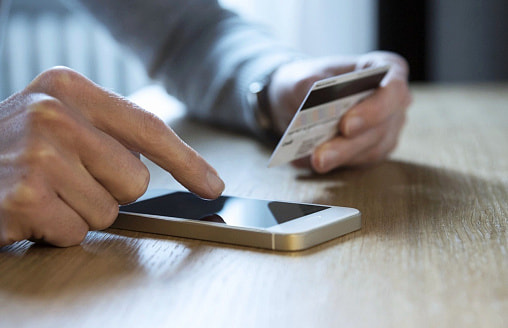 Минчанин перевел 1300 рублей за встречу с девушкой, а потом пошел в милицию