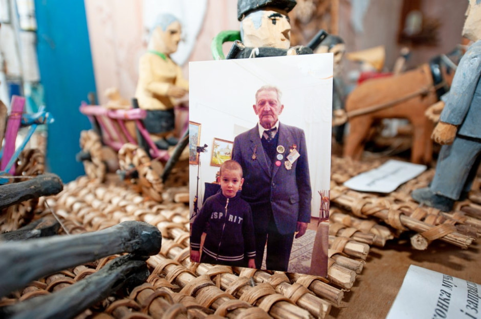 Музей Николая Тарасюка и его деревянный народ 16.jpg