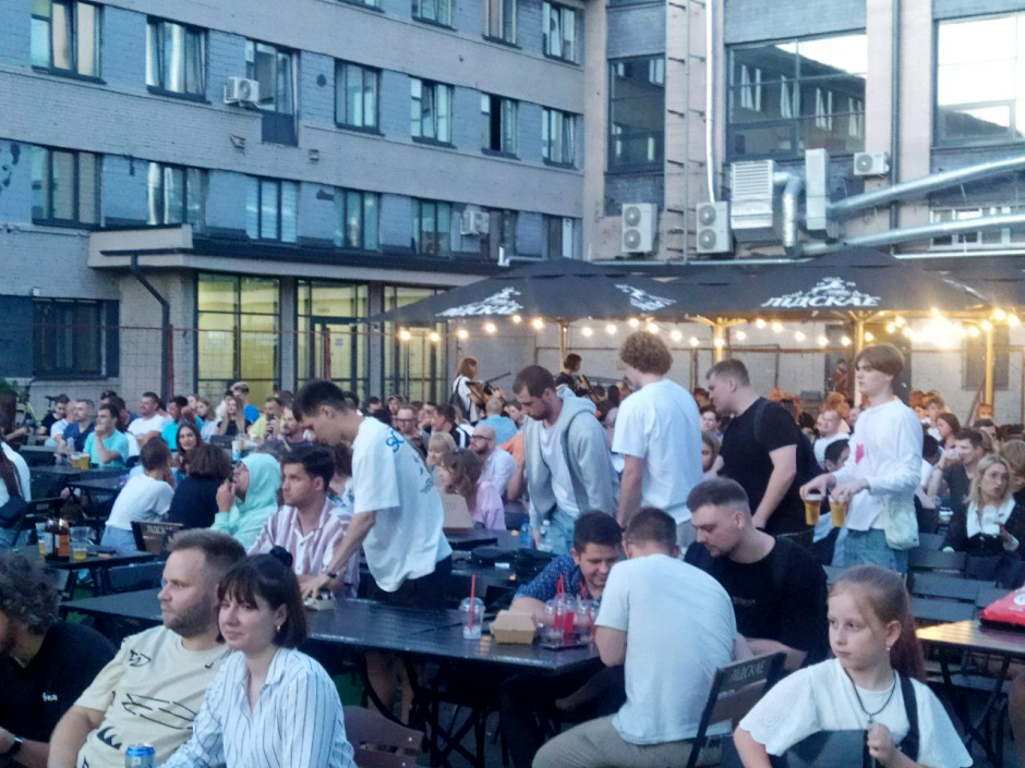 Где смотреть финал ЕВРО-2024 Leedbeer Dvor 1.png