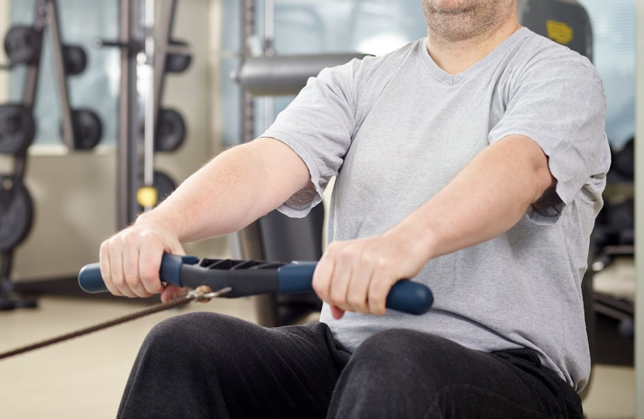 7-Мужчина в спортзале.jpg