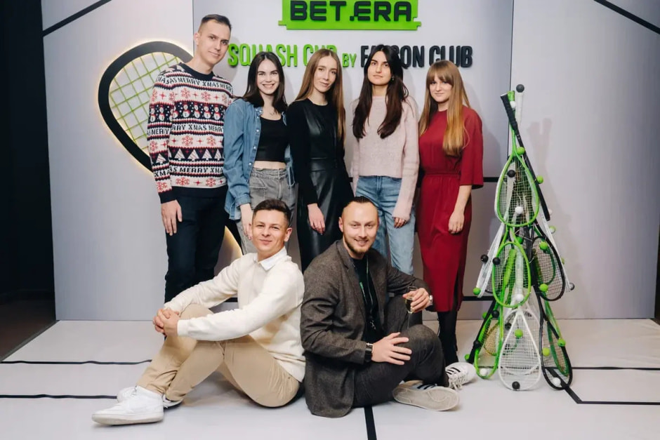 Сквош_(448).jpg Сквош_(448).jpg