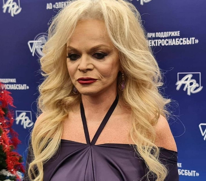 Лариса Долина 2.jpg