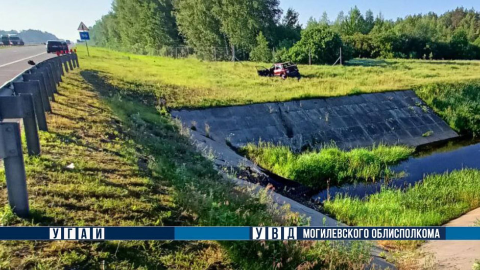 Смертельное ДТП на трассе под Осиповичами 1.jpg Смертельное ДТП на трассе под Осиповичами 1.jpg