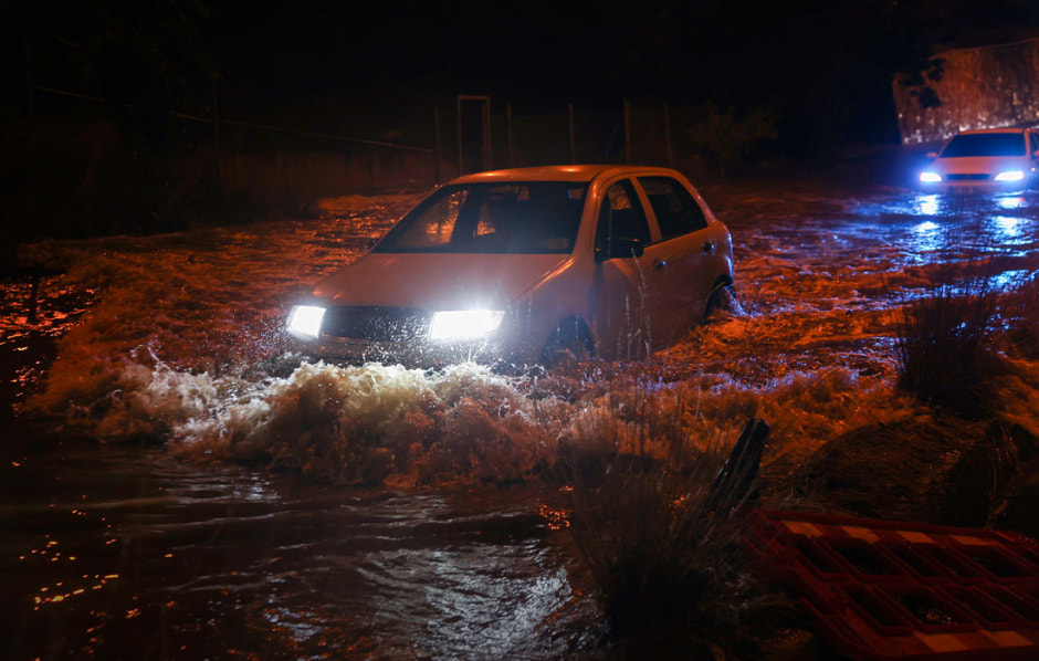 Наводнение в Стамблуе 3.jpg Наводнение в Стамблуе 3.jpg