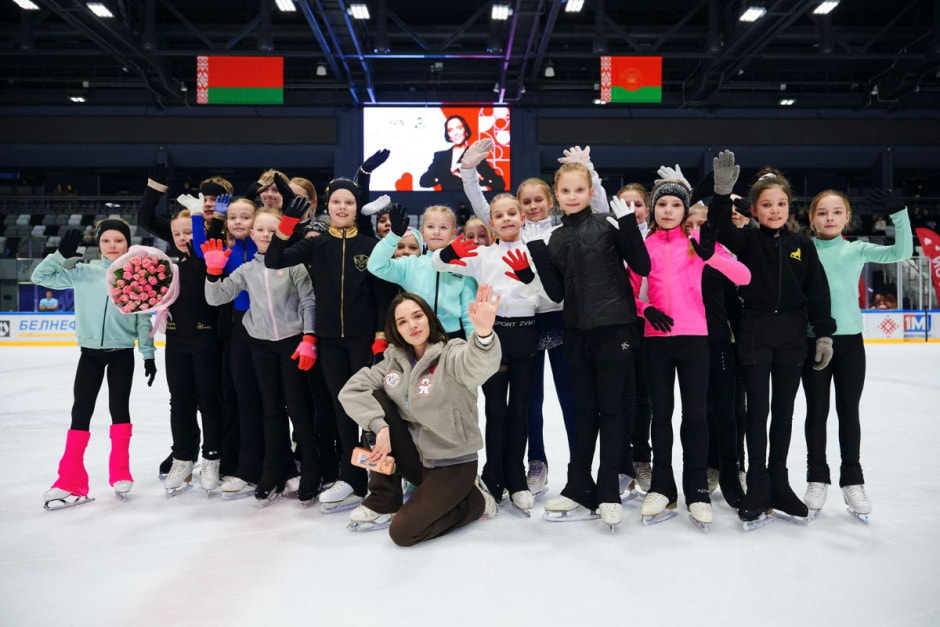 Евения Медведева