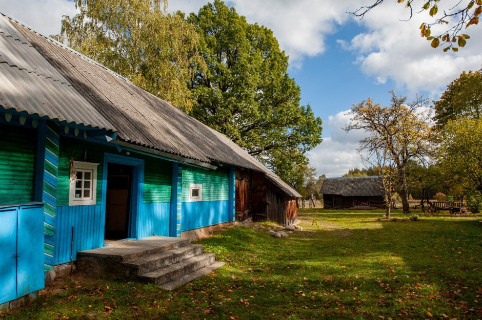 Хата прадеда в Любках 24.jpg Хата прадеда в Любках 24.jpg