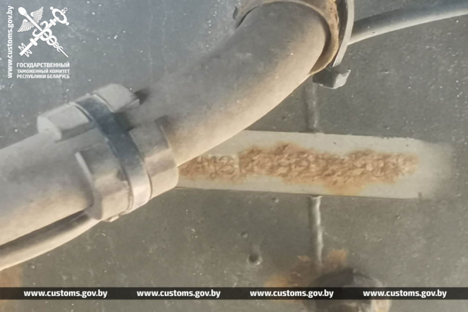 Тягачи, ввезенные в РБ, собирались незаконно продать в России — схему раскрыли таможенники (2).jpg Тягачи, ввезенные в РБ, собирались незаконно продать в России — схему раскрыли таможенники (2).jpg