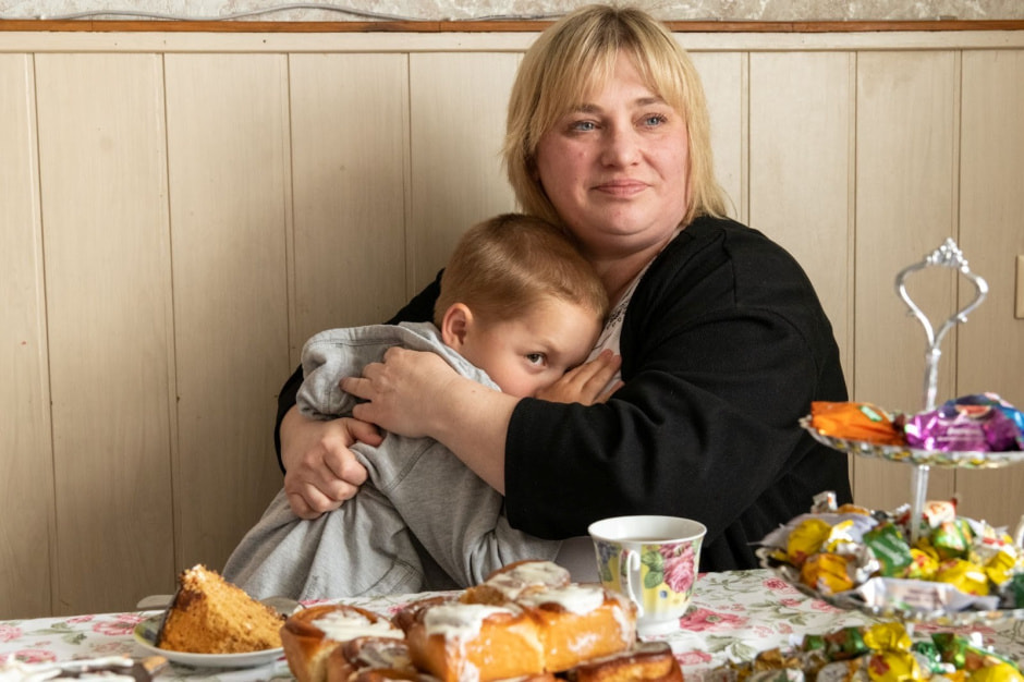 4-Сын Оскар и мама Светлана.jpg