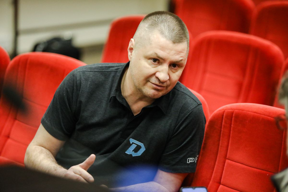 Интервью с Андреем Мезиным 2.png