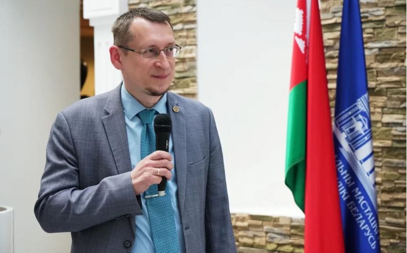 Дмитрий Мазарчук Дмитрий Мазарчук